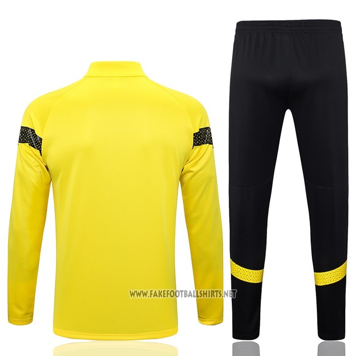 Jacket Tracksuit
 Borussia Dortmund 2022-2023 Yellow
 and 
Black
